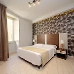 ベッド・アンド・ブレックファスト Centro 4*