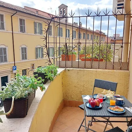 Centro Bed & Breakfast 4*